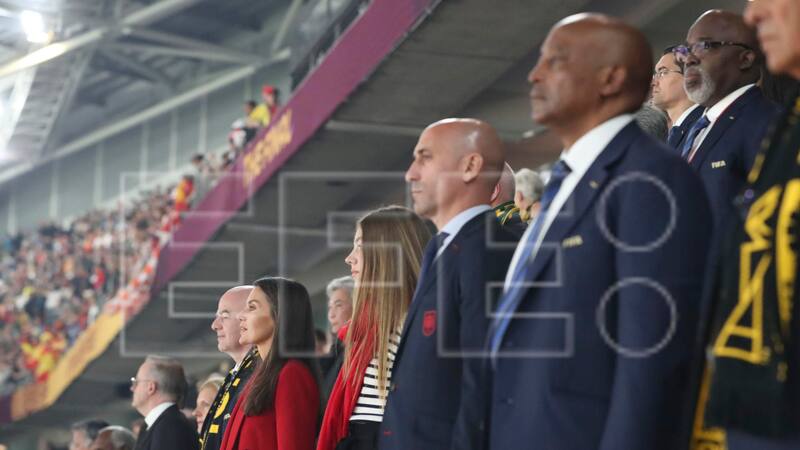 La reina Letizia y la infanta Sofía asisten, junto al presidente de la FIFA Gianni Infantino y el presidente de la RFEF Luis Rubiales en la final del Mundial de Fútbol femenino