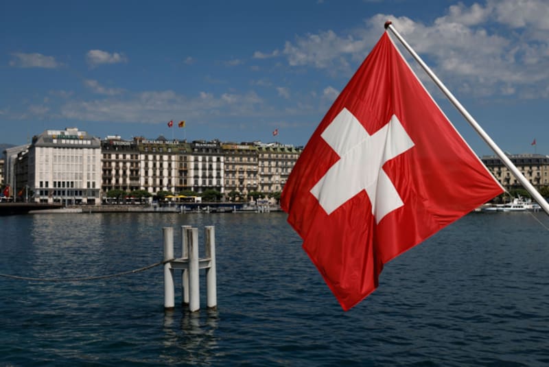 Suiza propuso ser la sede de una nueva cumbre de Biden y Putin - Bloomberg