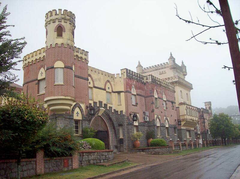 Castillo Fábrega, a 60 km de Córdoba capital