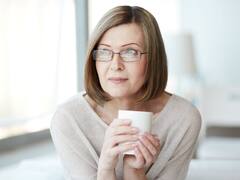 La jubilada de 63 años que compró una lujosa habitación de 1,9 millones de dólares en un crucero para viajar sola por el mundo