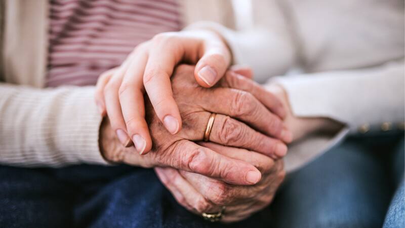 Pensión por viudedad 2024: ¿cómo tramitarla y cuánto corresponde cobrar?