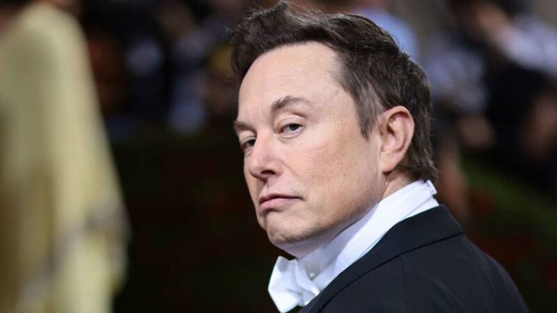 Adiós a la reducción de la jornada laboral: Elon Musk impone 120 horas semanales y defiende el trabajo sin goce de sueldo.
