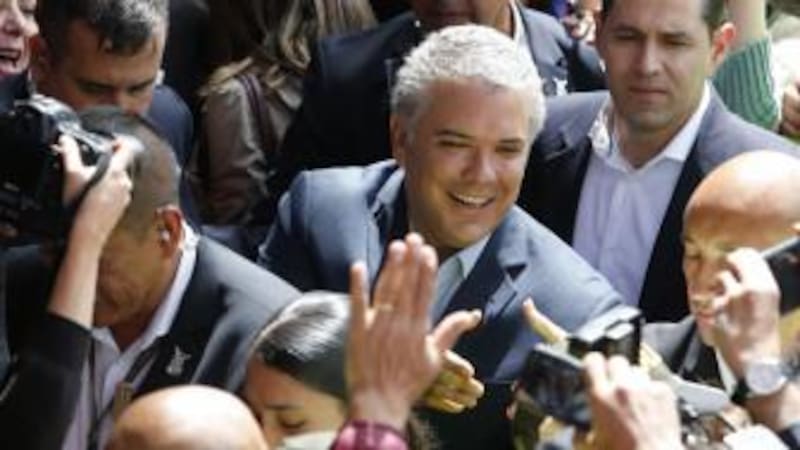 A sus 41 años, el derechista Duque cuenta con escasa experiencia en la política