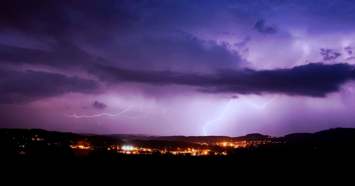 Se aproxima la tormenta del siglo: llegará un frente frio a todo el país precedido por un diluvio, granizo y ráfagas de 90 km/h