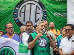 Denuncian nuevos despidos, salarios retrasados y planean acción sorpresa contra Milei