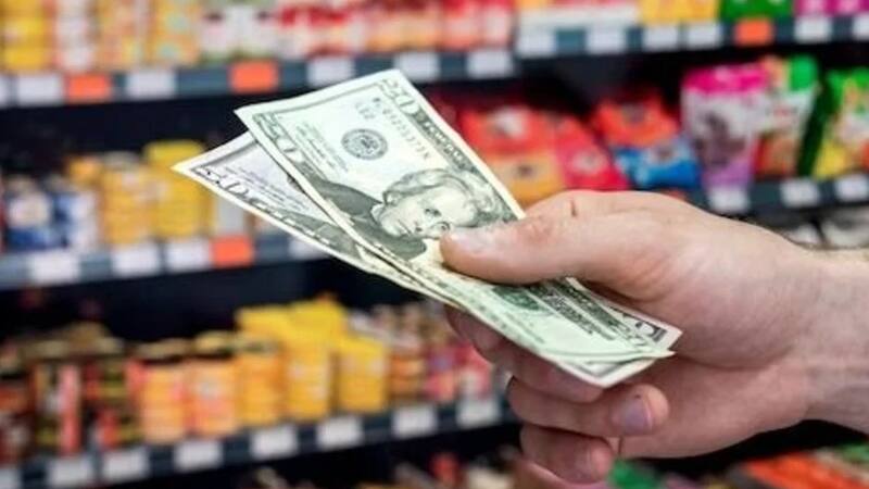 Adiós dólar: no aceptarán dólares en los supermercados y tiendas de todos estos países.
