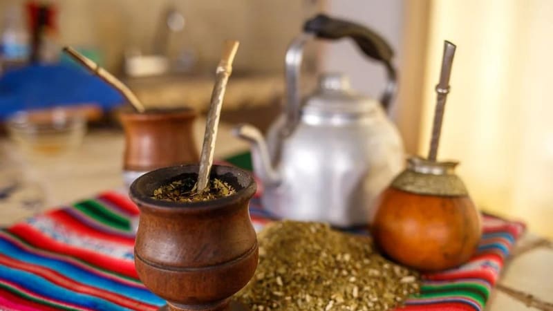 Hervir las bombillas con agua y bicarbonato ayuda a eliminar la suciedad acumulada. (Foto: Pexels)