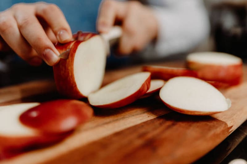 La manzana podría desempeñar un rol fundamental en la prevención de enfermedades del colon