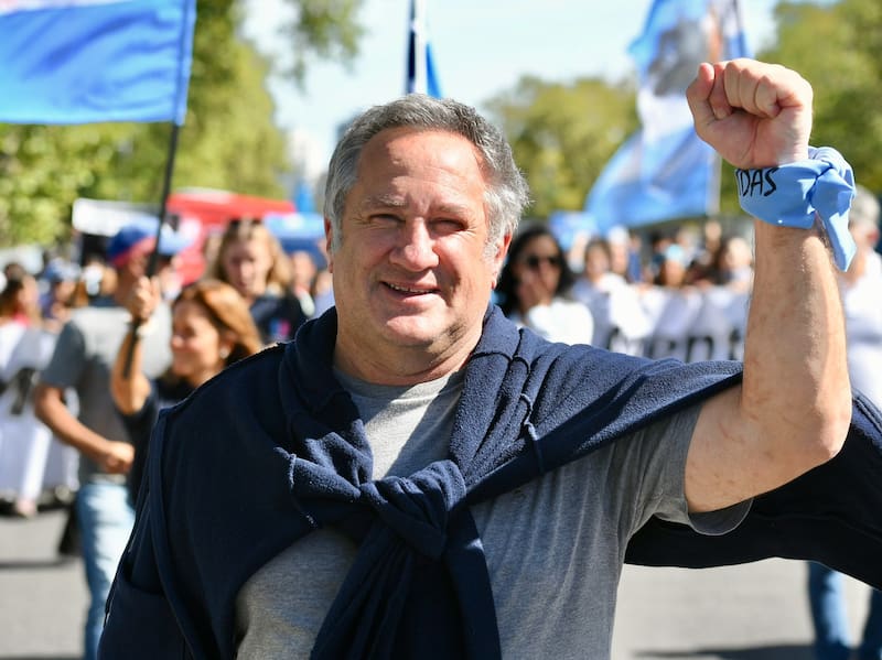 De la Torre, comprometido con los "valores innegociables en defensa de la vida y de la familia"