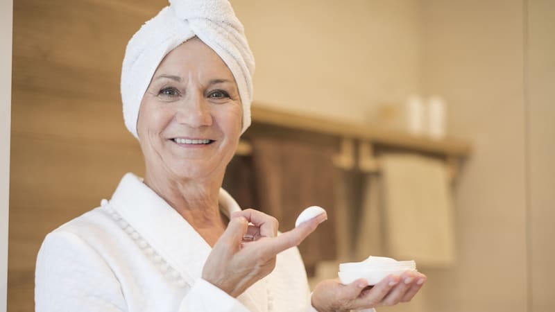 La crema es muy accesible y apta para todo tipo de pieles.