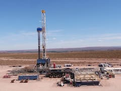 Vaca Muerta: petroleros paran una planta de YPF y amenazan extender el conflicto