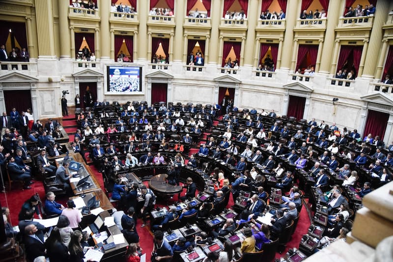 Si se aprueba la reforma en Diputados, esta pasaría de 257 a 255.