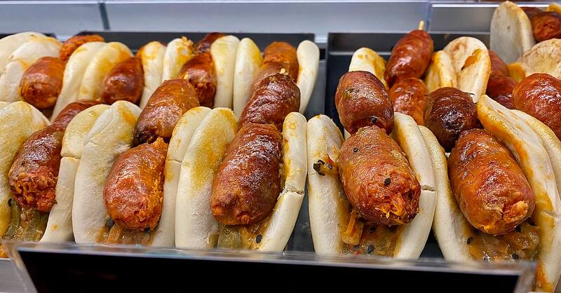 Recomiendan limitar el consumo de chorizo y morcilla. Foto: Wikimedia Commons.