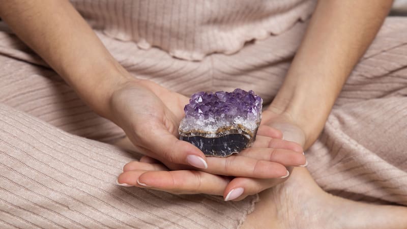 Al usar las piedras preciosas en una sesión de armonización podés restaurar los 7 chakras