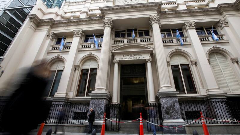 El Banco Central sigue perdiendo dólares de sus reservas internacionales.