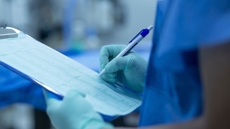 Los programas de vacunación masiva en naciones como Dinamarca y Finlandia son esenciales para prevenir enfermedades contagiosas y garantizar la salud pública a largo plazo. Foto: Pixabay