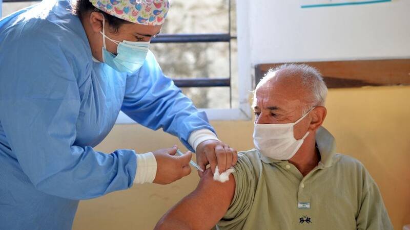 Este domingo se registraron 3323 nuevos casos activos de coronavirus en Argentina.