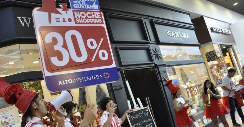 Durante La Noche de los Shoppings 2024 habrá importantes descuentos en locales seleccionados.
