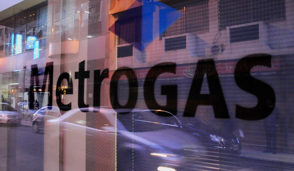 YPF aceptó la oferta de Edenor para comprar su participación en Metrogas