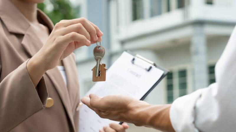 Por decisión del Gobierno, se crearon nuevos impuestos y se aumento el gravamen sobre otros.