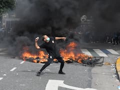 Apareció 'El Gordo Mortero' y apoyó la marcha violenta en el Congreso: "Los derechos no se defienden tocando el arpa"