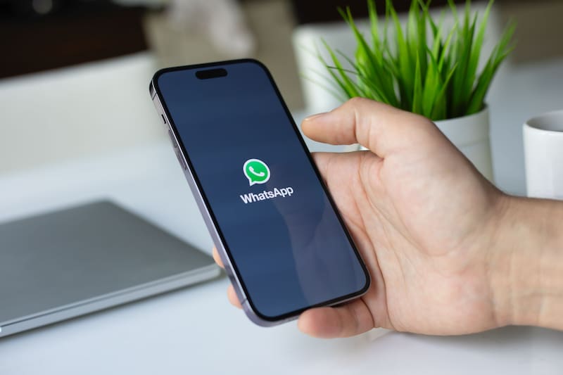 WhatsApp, cada vez más cerca de incorporar los 3 tildes azules.