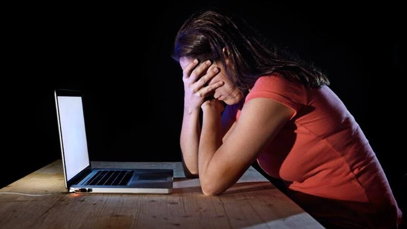 Las denuncias por violencia digital han aumentado en España. (Foto: Pixabay).