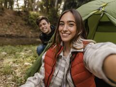 El encantador camping patagónico que queda frente al Lago Nahuel Huapi y es una opción económica para ir de vacaciones al sur