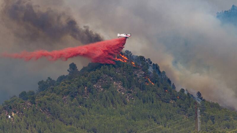 El Gobierno declara emergencia nacional por los incendios y tormentas extremas en casi todas las provincias: los afectados podrán solicitar ayudas.