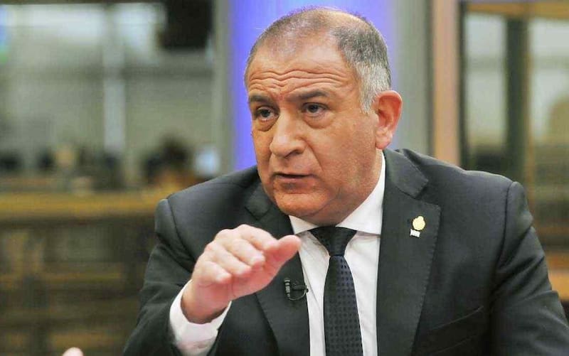 Luis Juez ingresó a la política desde muy joven.