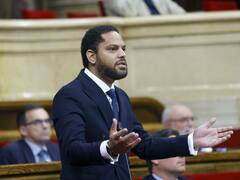 Vox acusa al PSOE de abrazarse a los "terorristas separatistas" como ha hecho con Hamás y ETA