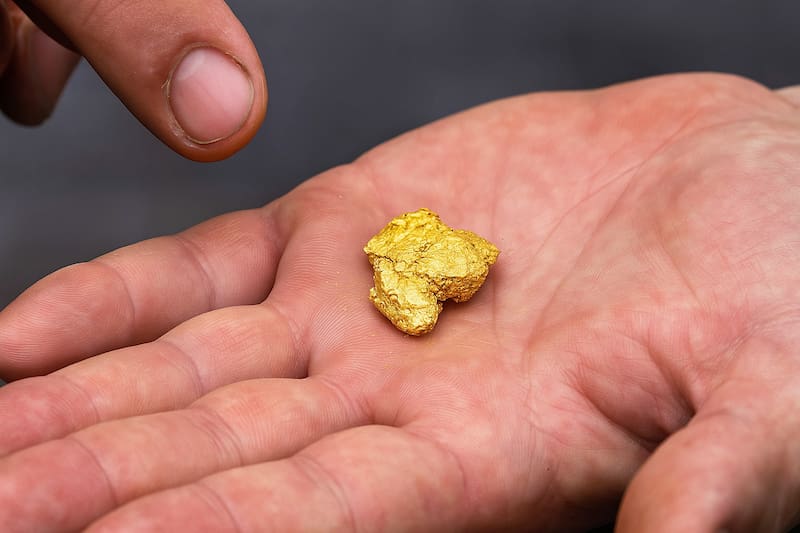 En China, un equipo de expertos halló un vasto yacimiento de oro estimado en mil toneladas, de acuerdo con informes oficiales de la Oficina Geológica del país. Fuente: archivo.
