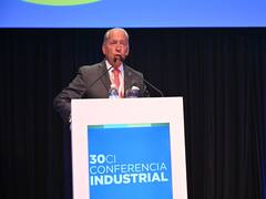 Una industria productiva en un país competitivo