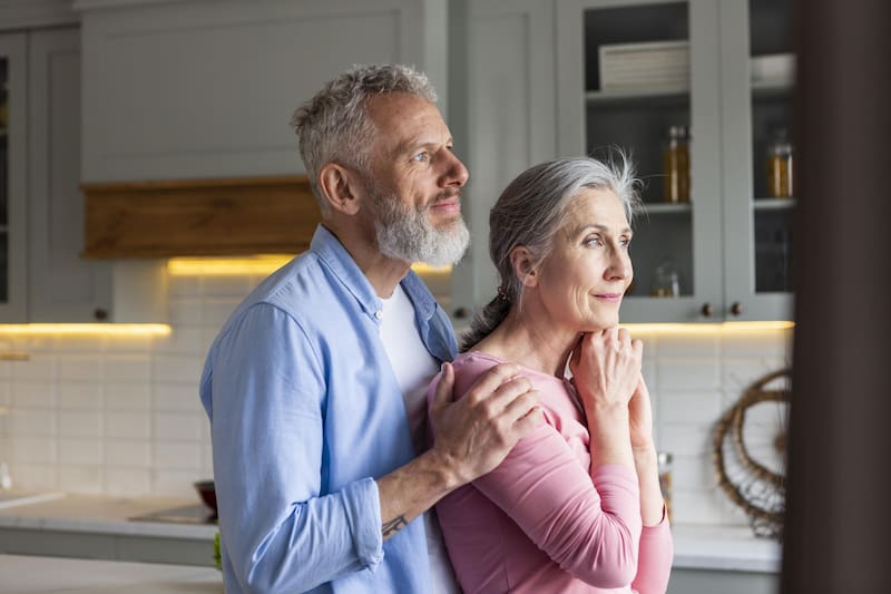 Para Hayward, la solución implica recuperar los valores adultos: asumir responsabilidades, practicar el diálogo respetuoso y valorar las decisiones a largo plazo. (Imagen: archivo)