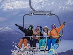 El centro de esquí más premiado de Argentina: cuánto sale el pase por día y llegar en avión