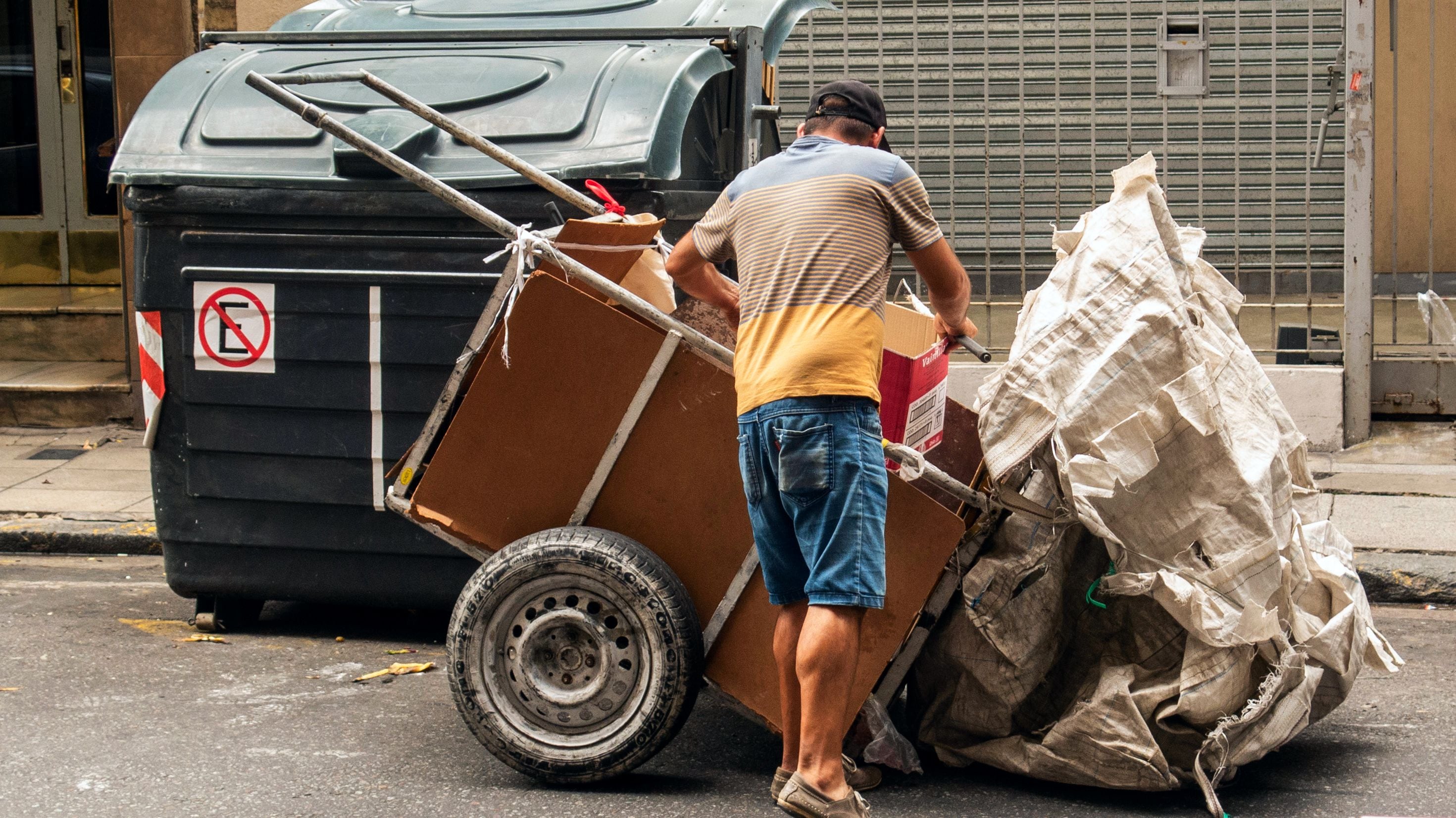 Canasta básica: una familia tipo necesitó $ 1.564.716 en julio para no ser pobre
