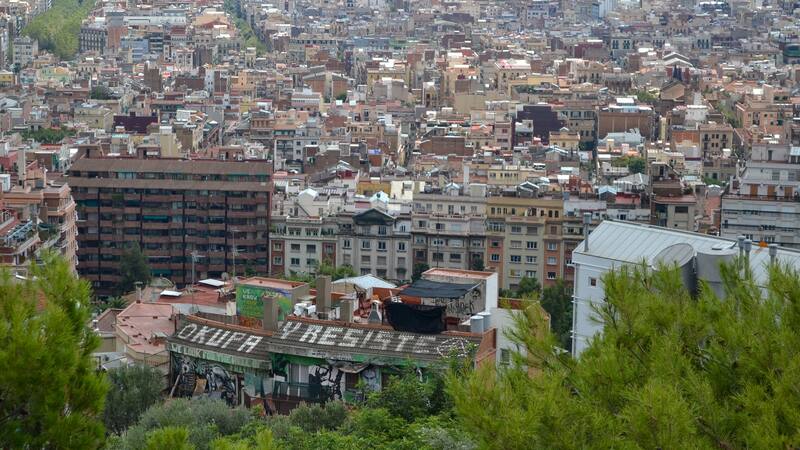 Cómo actuar en caso de que okupa invada tu piso, según la Policía Nacional.