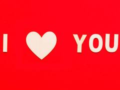 Nos engañaron toda la vida: teoría sobre el amor obligaría a reescribir la historia y empezar de cero