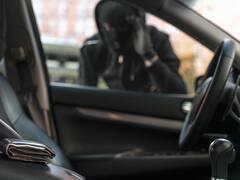 Ni las ruedas ni las placas: este es el nuevo objetivo de los ladrones de coche y el método más efectivo para protegerlo