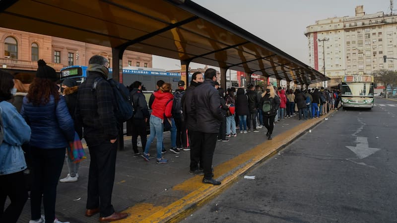 La intervención del Ministerio de Transporte impidió el paro de la UTA.