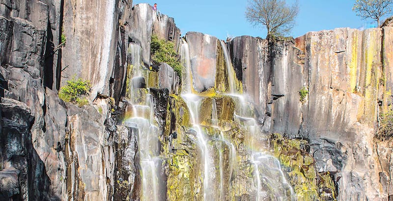 Conoce las cascadas La Concepción y Tixhiñu. Foto: Gobierno de México