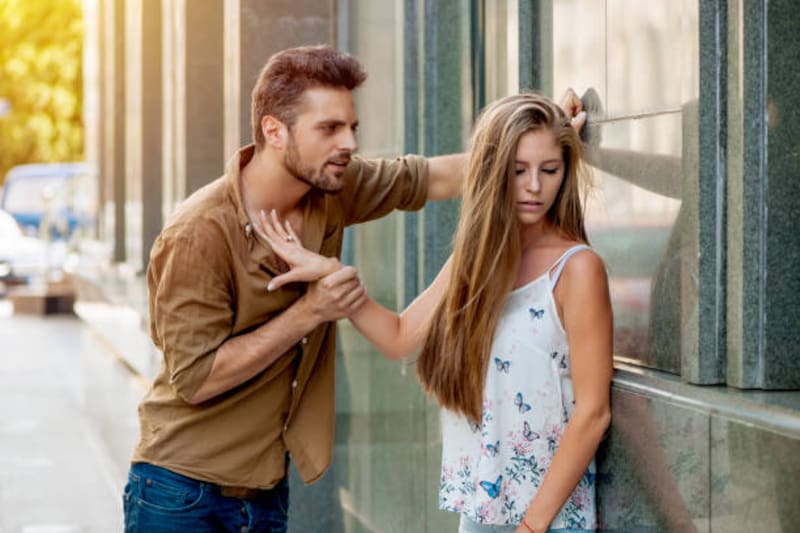 Entre los 12 signos, Virgo es el que destaca por su dificultad para rendirse al amor (Fuente: iStock)