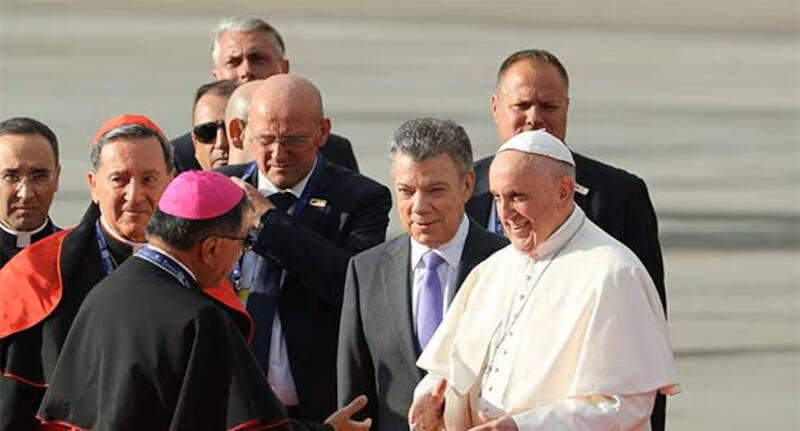 El día que el Papa Francisco visitó el país: por qué eligió Colombia en lugar de la Argentina. (Imagen: EFE)