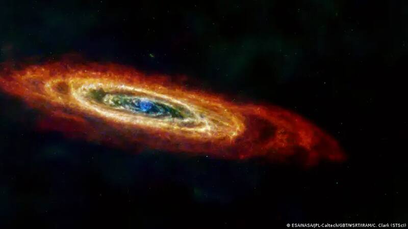 <div class="migrated-promo-image__description"><div class="migrated-promo-image__source">Fuente: ESA/NASA/JPL-Caltech/GBT/WSRT/IRAM/C. Clark (STScI)</div></div>