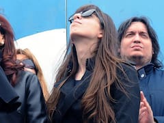 La Oficina Anticorrupción se retira de dos causas clave contra Cristina y la oposición habla de "pacto de impunidad"