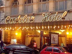 Sin ingresos por la pandemia, cierra un hotel histórico de la Avenida de Mayo