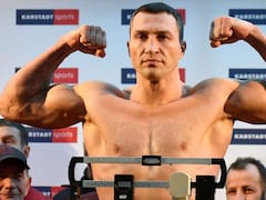 Guerra Rusia-Ucrania: fue campeón mundial de boxeo, noqueó a 'La Mole' Moli y ahora se alistó para pelear contra los rusos