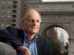 Quién es Tom Sargent, el Nobel de Economía que se reunirá con Patricia Bullrich y qué propone para matar la inflación