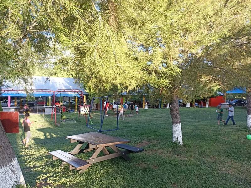 Albercas Marichelo abre todos los días de 9 a 18 horas y tiene una entrada general de 70 pesos. Foto: Instagram @cesar_8d