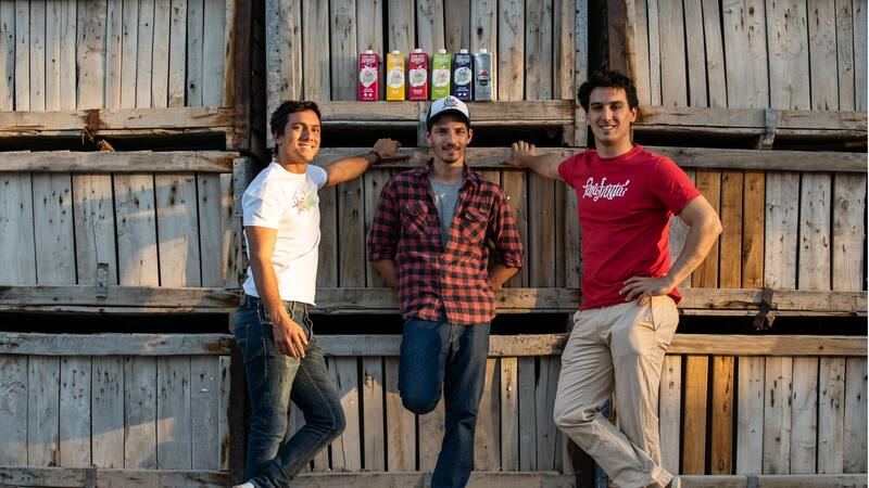 Pura Frutta nació en 2014 de la mano de Martín Carro, José Carlos Molestina y Marcos Mercado